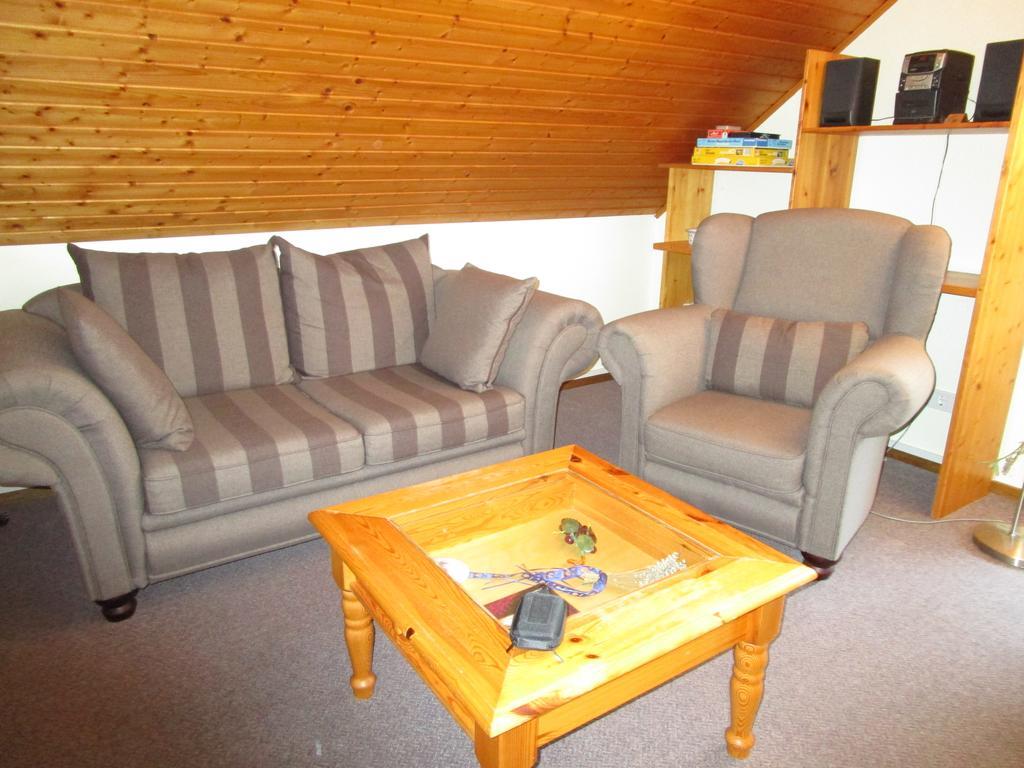Ferienwohnungen Am Wald Lieser Exterior foto